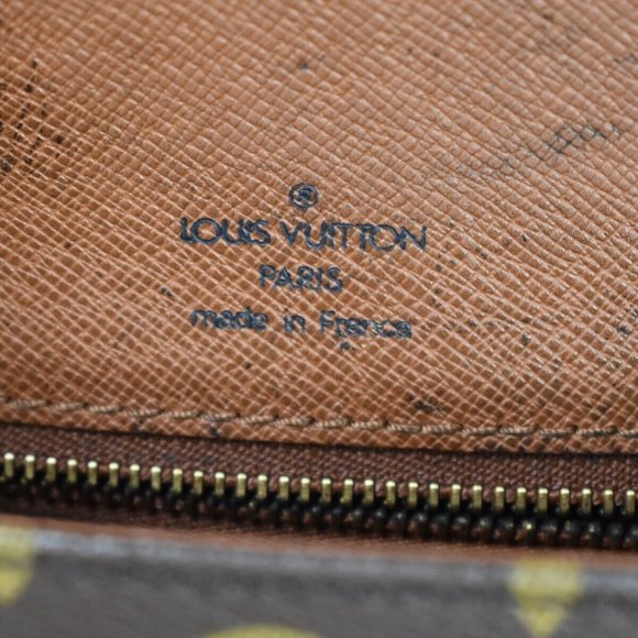 Authentic LOUIS VUITTON Saint Cloud MM Shoulder Bag Monogram Leather Brown - Picture 12 of 16